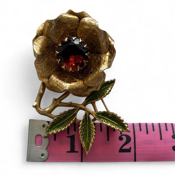 Vintage Sarah Coventry “Ember Flower” Brooch 3D Etched Art Deco Gold Tone Topaz - Picture 7 of 7